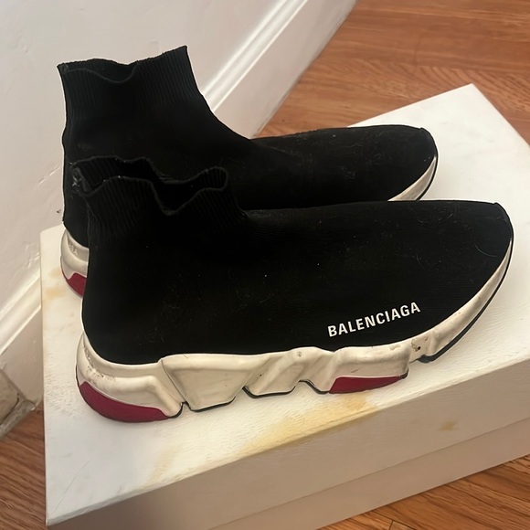 COPY - Balenciaga - Picture 1 of 3